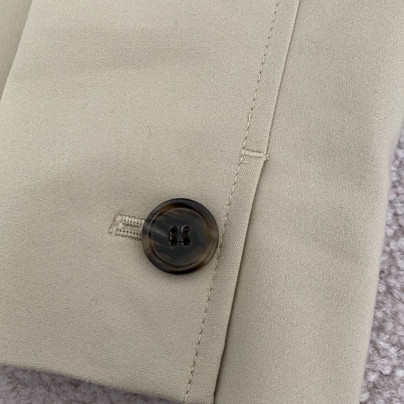 Ann Taylor Blazer - Picture 4 of 9